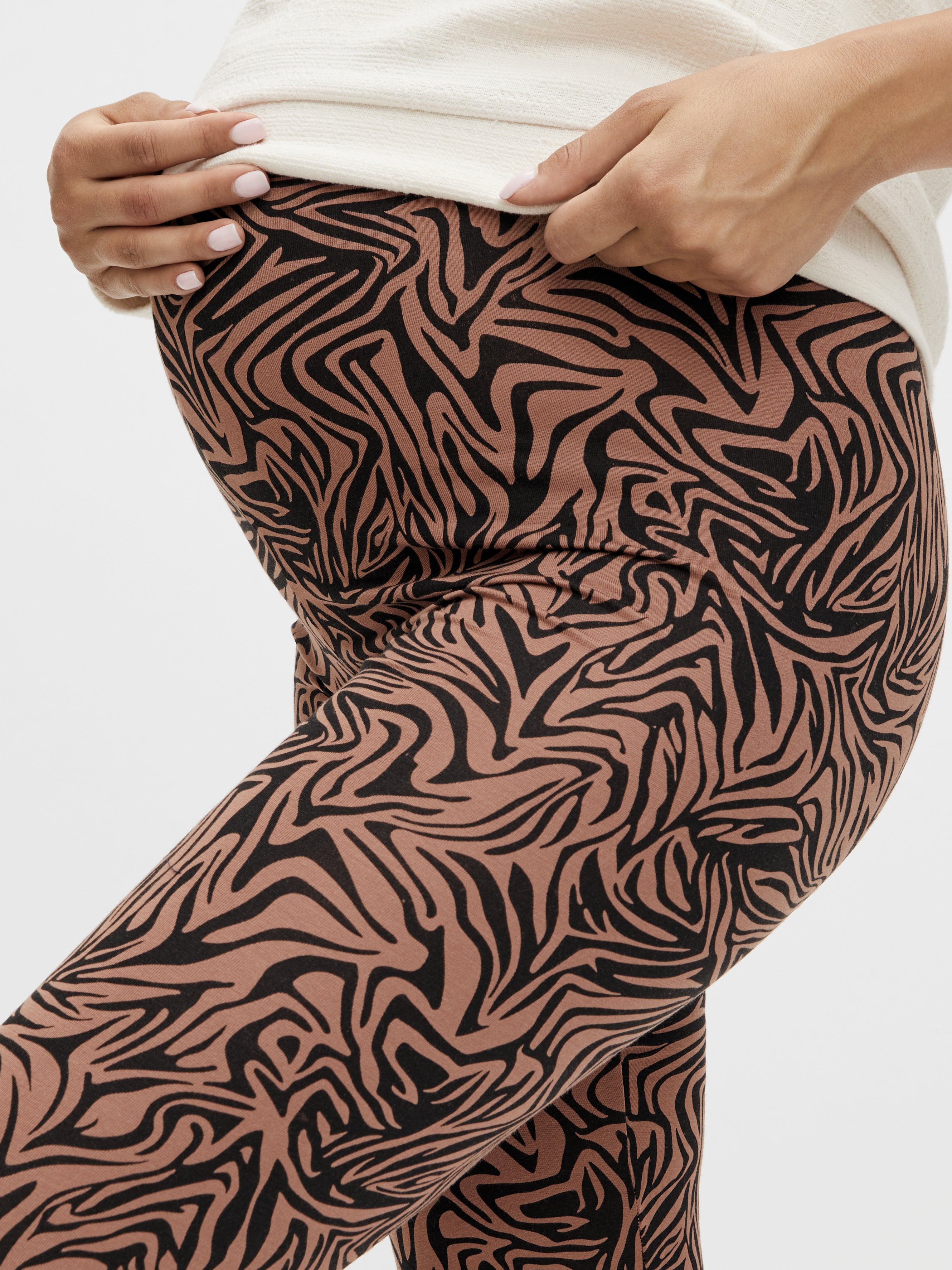 Maternity Joggers Chocolate Brown – Mandala Scrubs