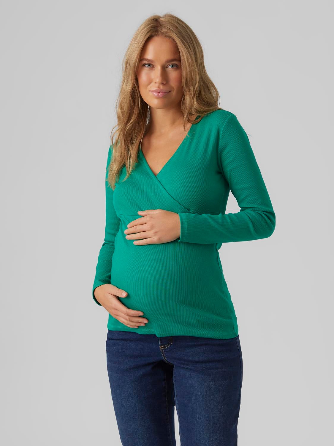 Maternity Tops | Maternity Shirts and T-Shirts | MAMALICIOUS