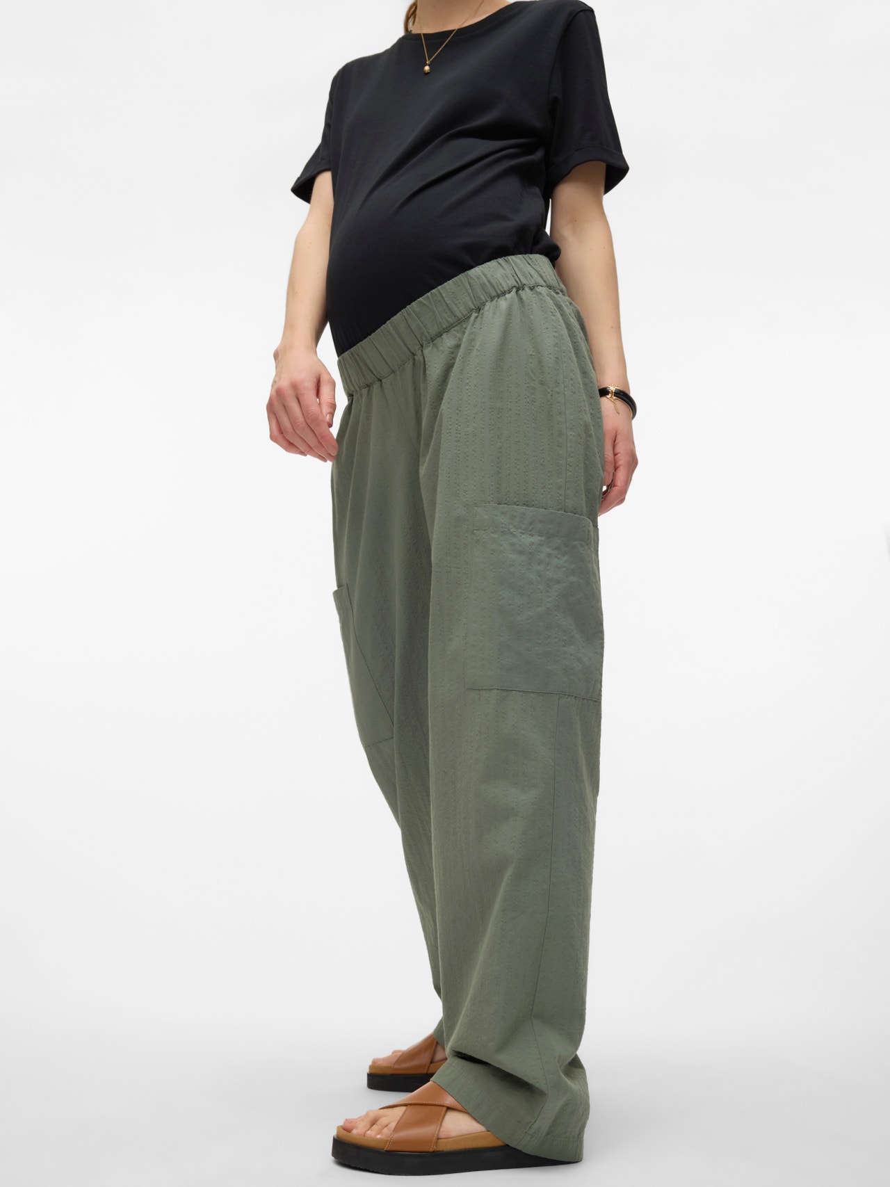 MAMA.LICIOUS Pantalons Regular Fit Taille moyenne -Laurel Wreath - 20020194