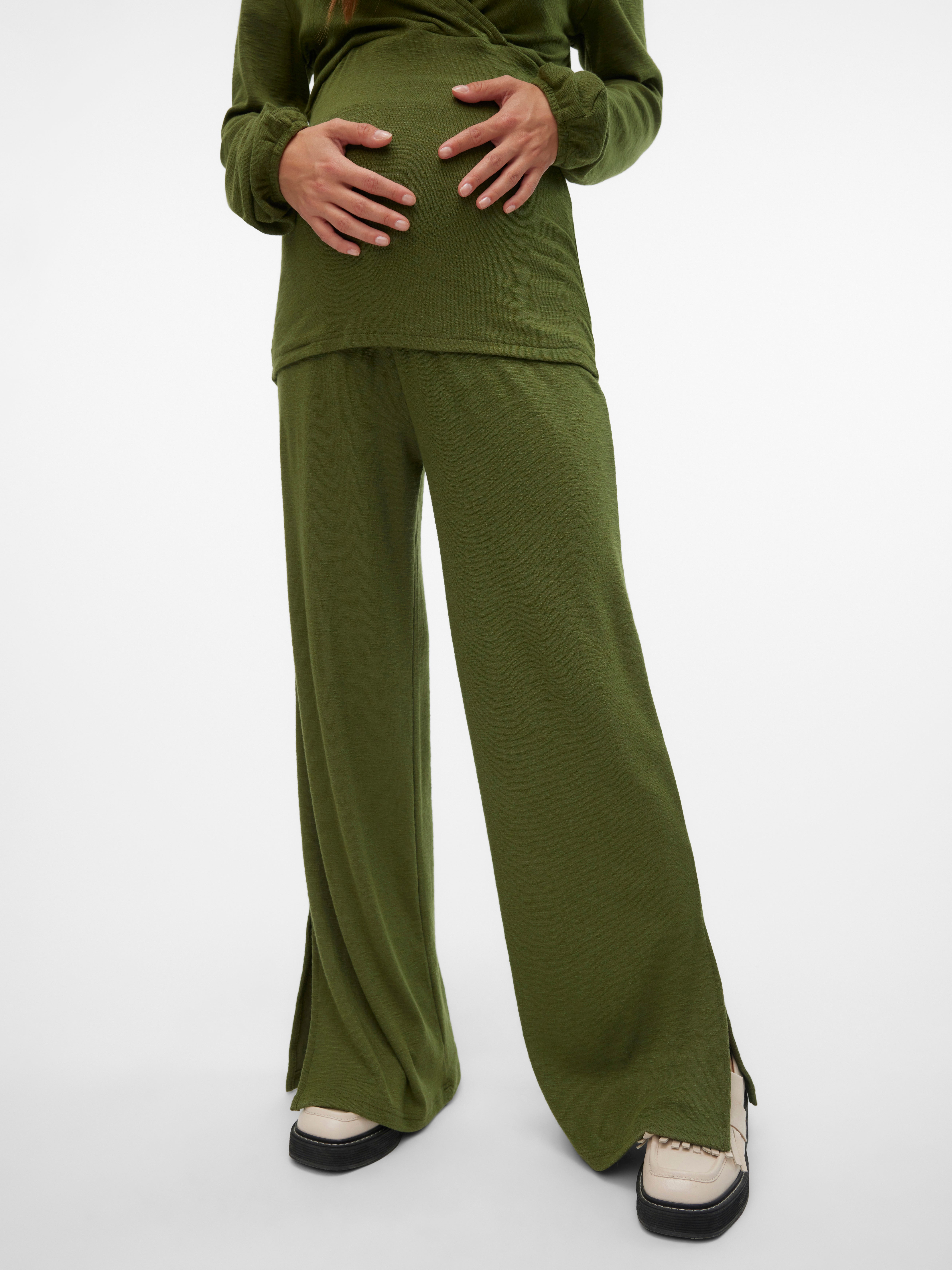 Wide Leg Fit Side slits Trousers