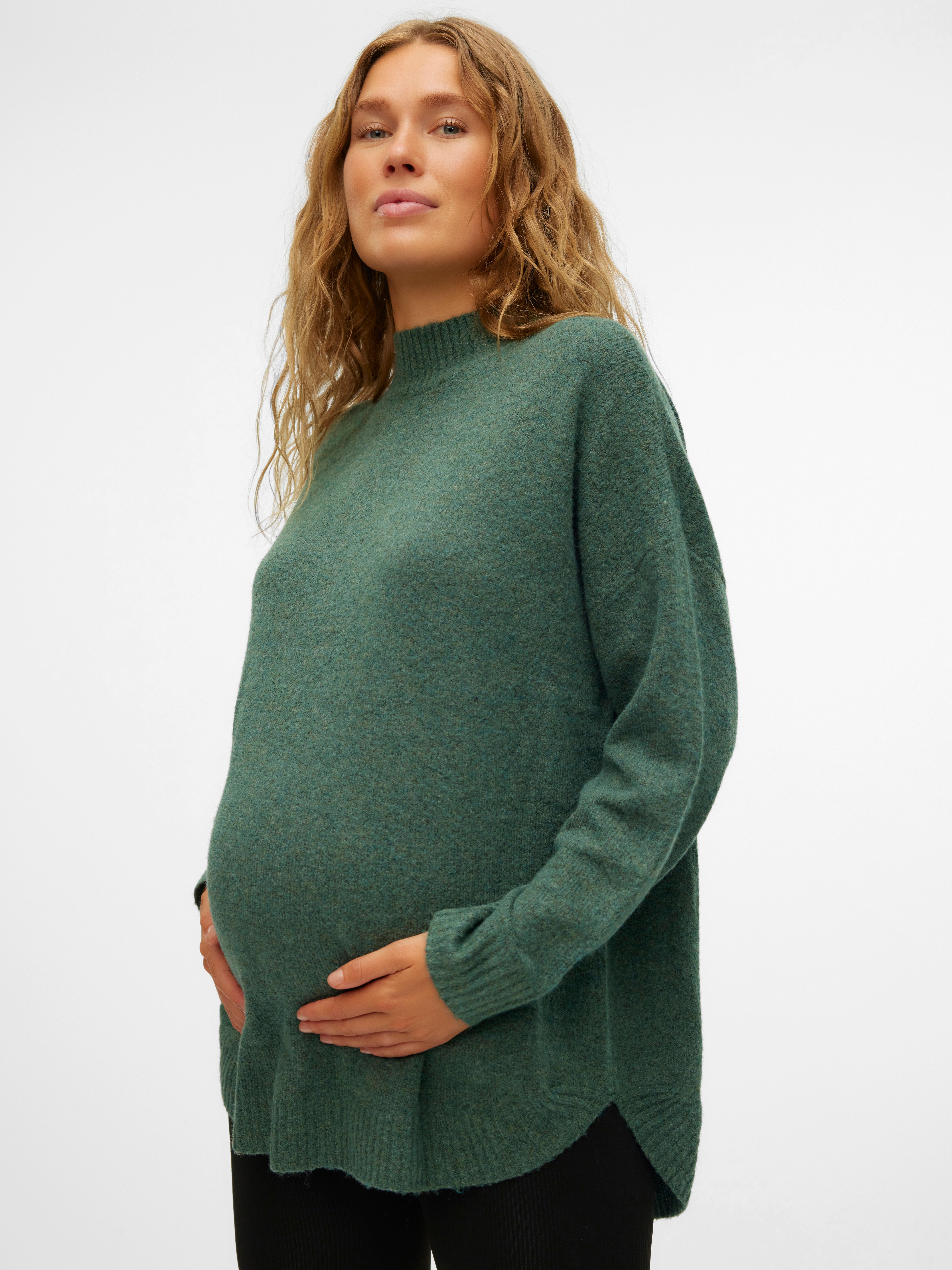 Knitted maternity-pullover