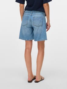 MAMA.LICIOUS Shorts Loose Fit -Light Blue Denim - 20022032