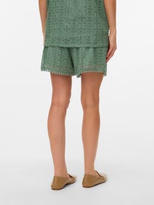 MAMA.LICIOUS Regular fit Shortsit -Hedge Green - 20022322