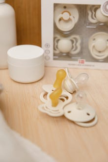 MAMA.LICIOUS BIBS Try-it collection pacifier -Pastel Rose Tan - 77777779