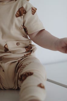 MAMA.LICIOUS Baby-leggings -Croissant BIG AOP - 99999958